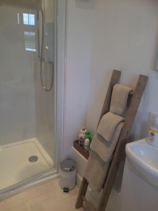 Cotswold Edge Guest Suite With Broadway Hill View Badsey Exterior foto